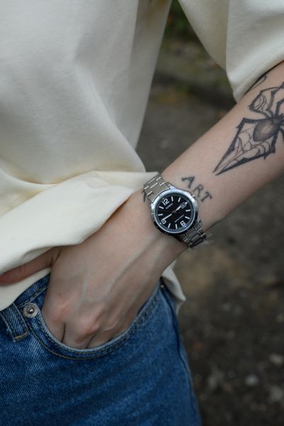 Casio LTP-V004D-1B2 LTP-V004D-1B2 фото