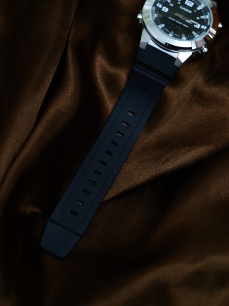 Casio AMW-870-1A AMW-870-1A фото