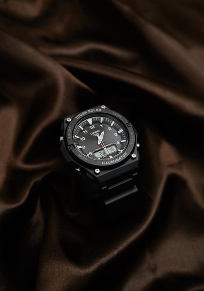 Casio AQ-S820W-1A AQ-S820W-1A фото