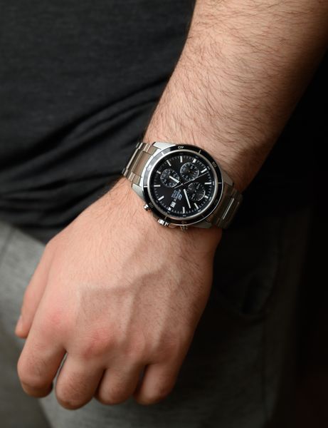 Casio EFR-526D-1A EFR-526D-1A фото